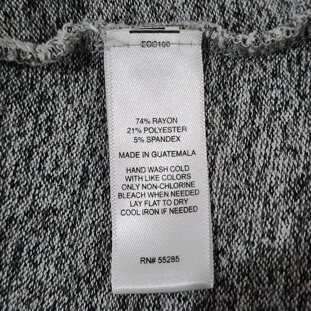 Express One Eleven Gray V-Neck Long Sleeve Sweater Size M - Picture 10 of 11